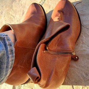 ERIC MICHAEL "London" Leather Ankle Boots Made in Spain. NWOT